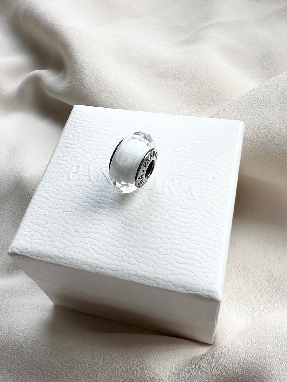 PANDORA WHITE FASCINATING FACETED MURANO GLASS CHARM